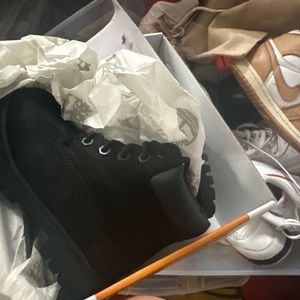 Brand new never worn 7c Black Timberland boot